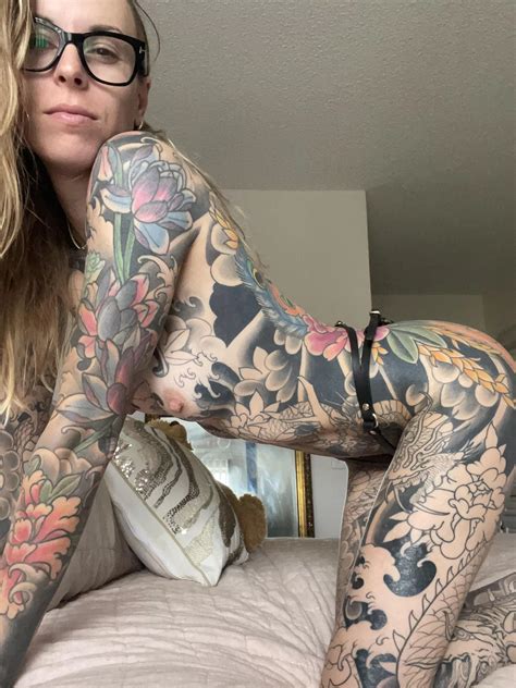 Come Explore My Flowers Nudes Hotchickswithtattoos Nude Pics Org