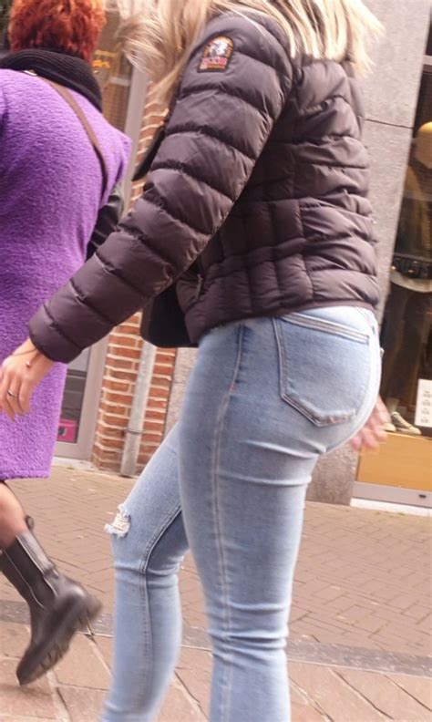Blonde Girl With A Nice Tight Ass In Tight Jeans Tight Jeans Forum