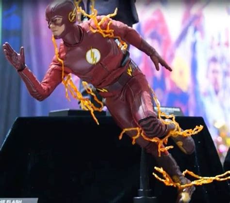 Hot Toys The Flash CW The Flash Collector Freaks