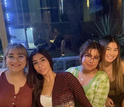 Pick One Nudes WhichOneWouldYouPick NUDE PICS ORG