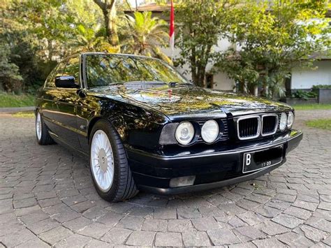 Bmw E34 530i At V8 1994 Individual Black On Black Lacak Harga