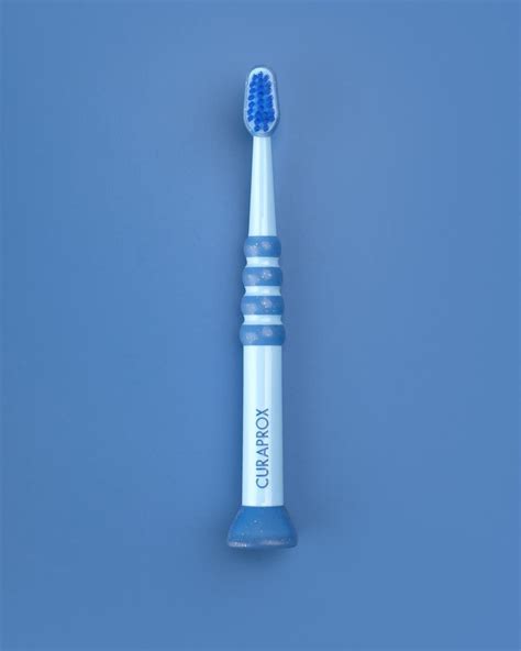 CURAPROX Детская зубная щетка от 0 до 4 лет, мягкая голубая с ...