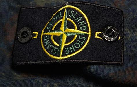 Патч Stone Island его значение