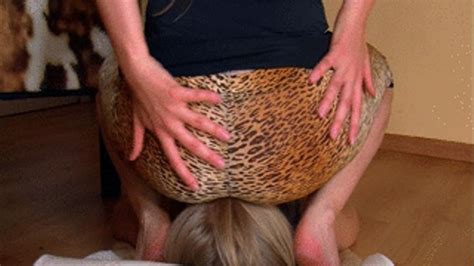 Facesitting Leopard Ass Reverse HD 1920x1080 Dominant Femine Clips4sale
