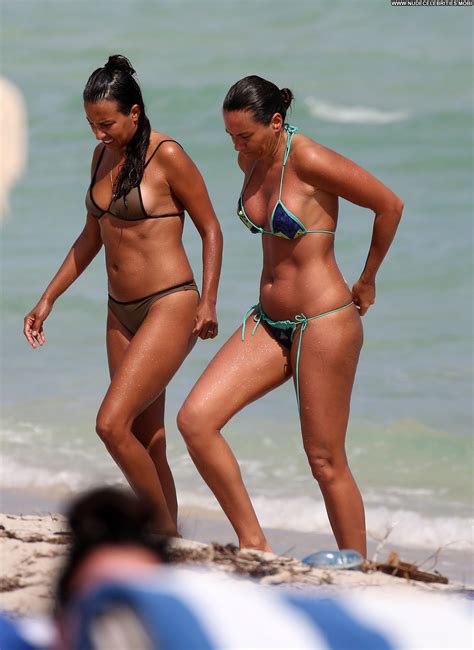 Replies Miami Beach Celebrity Beautiful Babe Posing Hot Bikini Beach Sexy Fashion Tanned Sex
