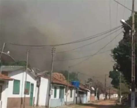 incêndios no Pantanal fumaça volta a cobrir casas Meio Ambiente