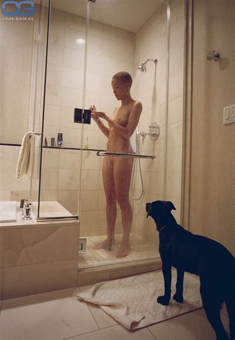 Adwoa Aboah Nude Pictures Photos Playboy Naked Topless Fappening