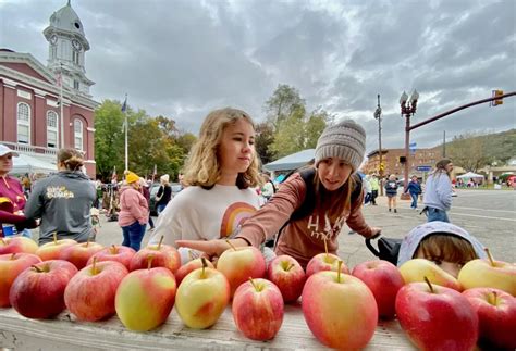 franklin applefest    days