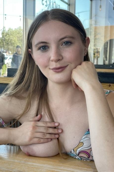 Photos Nues Et Images Porno De Seins Naturels Amateur PornPics