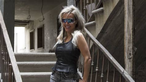 Fey Enamora Con Poco Maquillaje Y En Bikini UnoTV