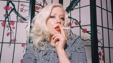 Blonde Pinup Smoking Topless Teaser 6102019 SmokingMaryJane The Clip