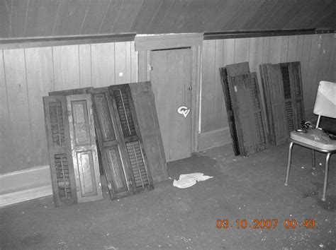Old Funeral Home 091