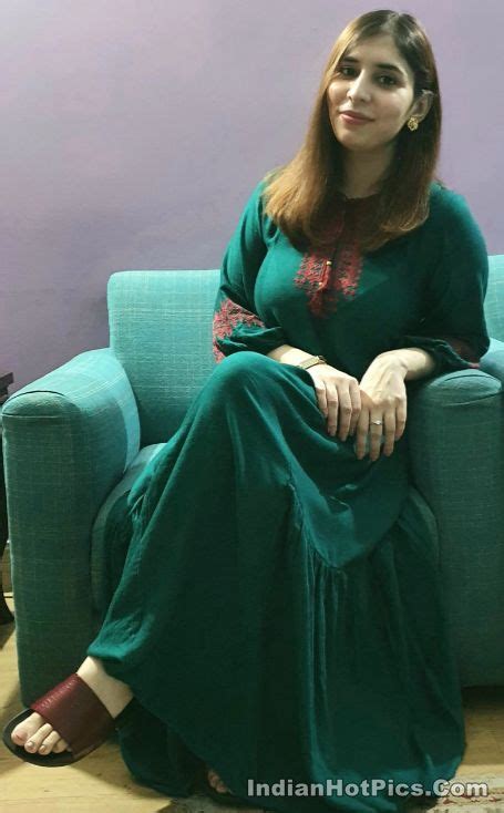 Beautiful Pakistani Girl Nude With Huge Boobs