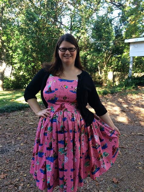 Full Bust Friendly Dress Review The Jenny Dress In Neverland Print By