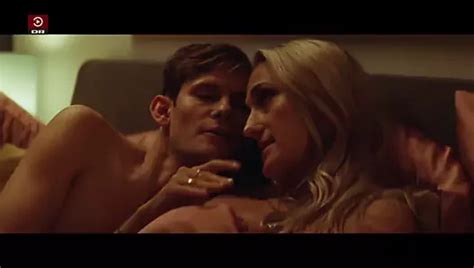 Fap A Natalia Lalonde Y Su Sexy Cuerpo En Bikini XHamster