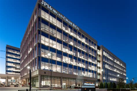 JP Morgan Chase Regional Headquarters – BakerTriangle | Drywall.Prefab ...