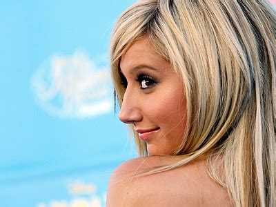 Hairstyles Haircuts Ashley Tisdale Long Blonde Ashley Tisdale