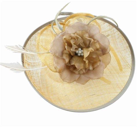 Top Your Look With 6 Latest Fascinator Designs For Ladies