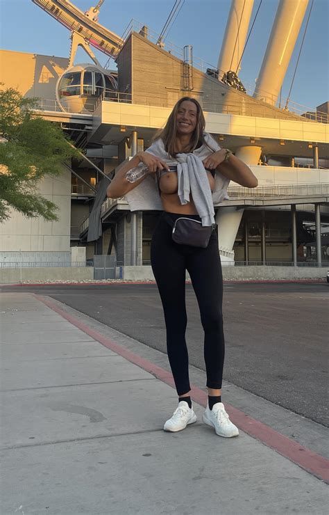 Flashing My Tits In Vegas R Exhibitionistfun