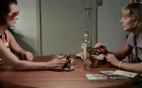 Kate Mundt Nude Pics Page