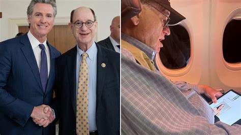Democrat Rep Looks At Porn On Plane Next To Stunned Passengers ABDPost Amerika Dan Haberler