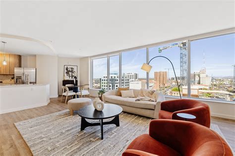Photos of Our Phoenix Apartment Complex | 44 Monroe
