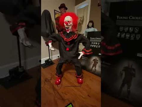 Spirit Halloween Young Crouchy Animatronic Demo - Clown - YouTube