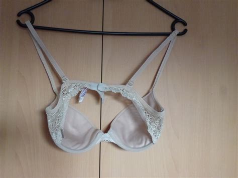 Beedees Hautfarbener Bh Mit Spitze Und Leichtem Push Up Beige Nude Gr E B Kleiderkorb Ch
