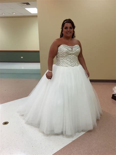 used prom dresses near me 7