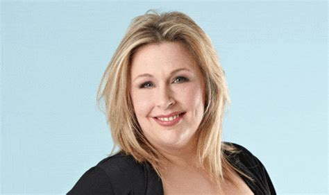 Hannah Walters - Biography, Height & Life Story | Super Stars Bio