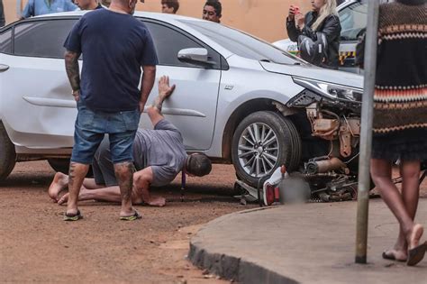 M E Perde Controle De Carro E Atropela O Pr Prio Filho Em Frente