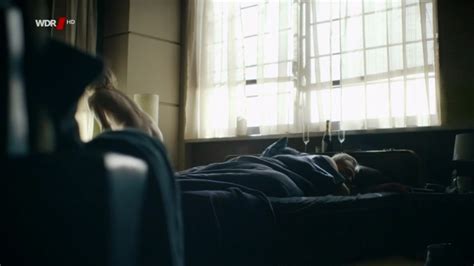 Naked Juliane Köhler in Tatort Wahre Liebe