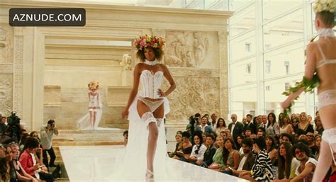 CLAUDIA SMITH Nude AZNude