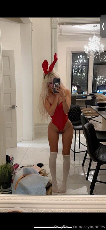Izzybunnies Waifumiia Waifuumia Nude Leaks OnlyFans Leaked Models