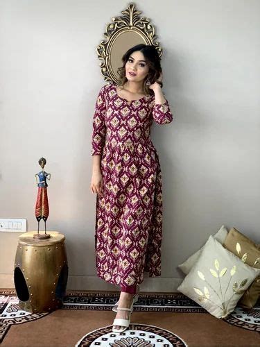 Maroon Viscose Rayon Nayra Cut Kurti Pant Set Size L 160 Gsm At Rs