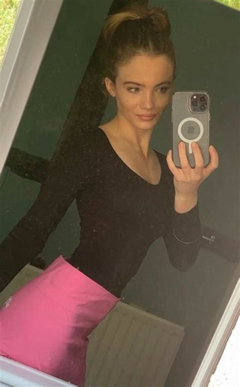 Freya Allan Nude Leaks Porn Pics XPicsly