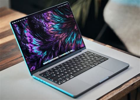 MacBook Pro не видит батарею