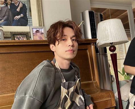 lee dong wook pets celebrity pets