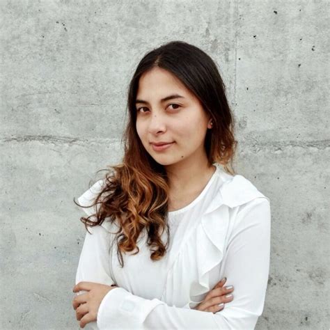 8 Hot Sexy Daniela Montaguth Bikini Pics