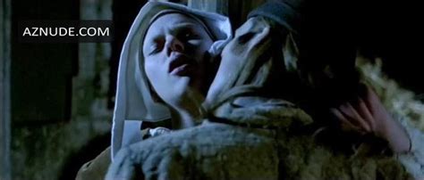 GIRL WITH A PEARL EARRING NUDE SCENES AZNude