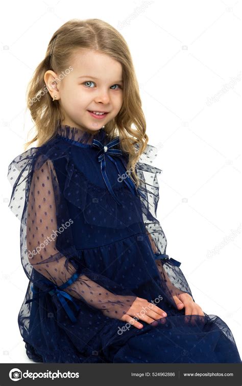 Close Up Portrait Of Beautiful Smiling Blonde Girl Stock Photo Lotosfoto1 524962886