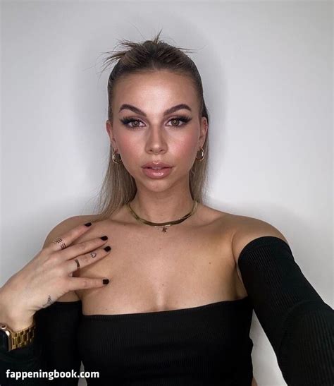 Kira Rodrigues Kira Rodrigues Nude OnlyFans Leaks Fappening FappeningBook