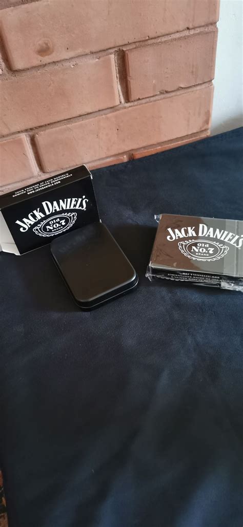 Nowe Karty Jack Daniels W Metalowych Czarnych Pude Kach A Niew Maj Tek