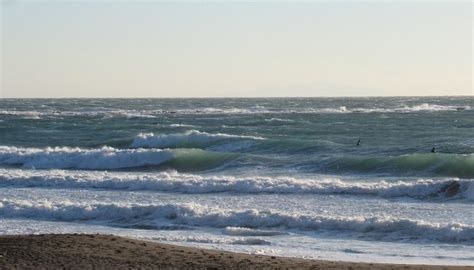 波情報 湘南 本日は一日遠征ほぼトレーニングday サーフボードクオリティーハードコア Quality Hardcore Distributions