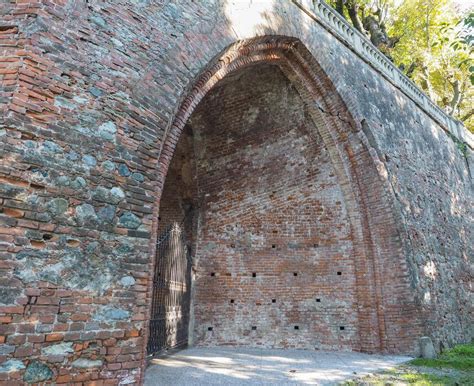 arch wall stock  images  backgrounds