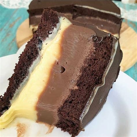 Bolo De Chocolate Recheado Com Brigadeiro Receitas Da Mama