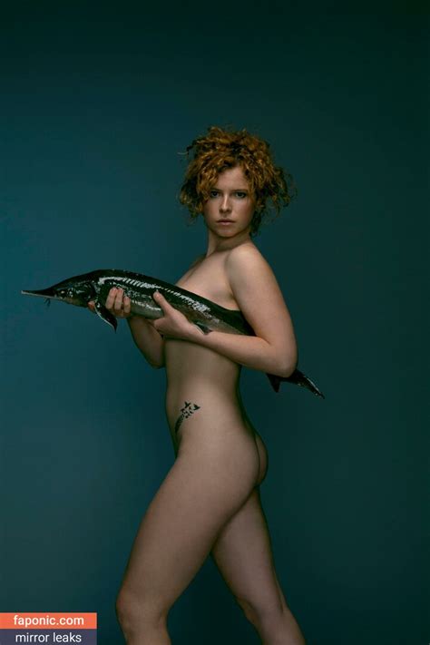 Jessie Buckley Aka Thejessiebuckley Nude Leaks Faponic