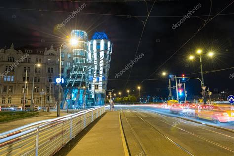 Praga Rep Blica Checa De Julio De Edificio Moderno Tambi N