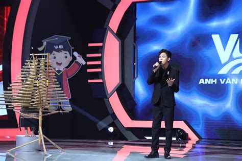 Nam Thư bối rối khi bị hot boy Quách Phú Thành gọi là cô