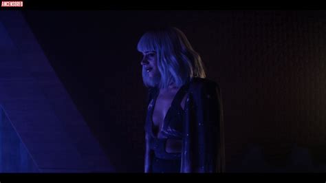 Hannah John Kamen Nude Pics Page 1